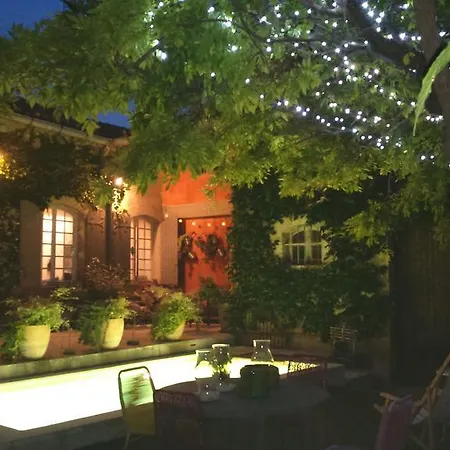 Chambres D'hotes Maison Auguste Bed & Breakfast *