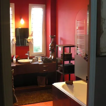 Chambres D'hotes Maison Auguste Bed & Breakfast *
